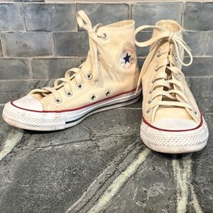 Converse Chuck Taylor All Star Canvas High-Tops in Ecru, Women’s Size 6